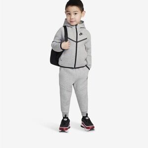 Nike Tech Fleece Full-Zip Set